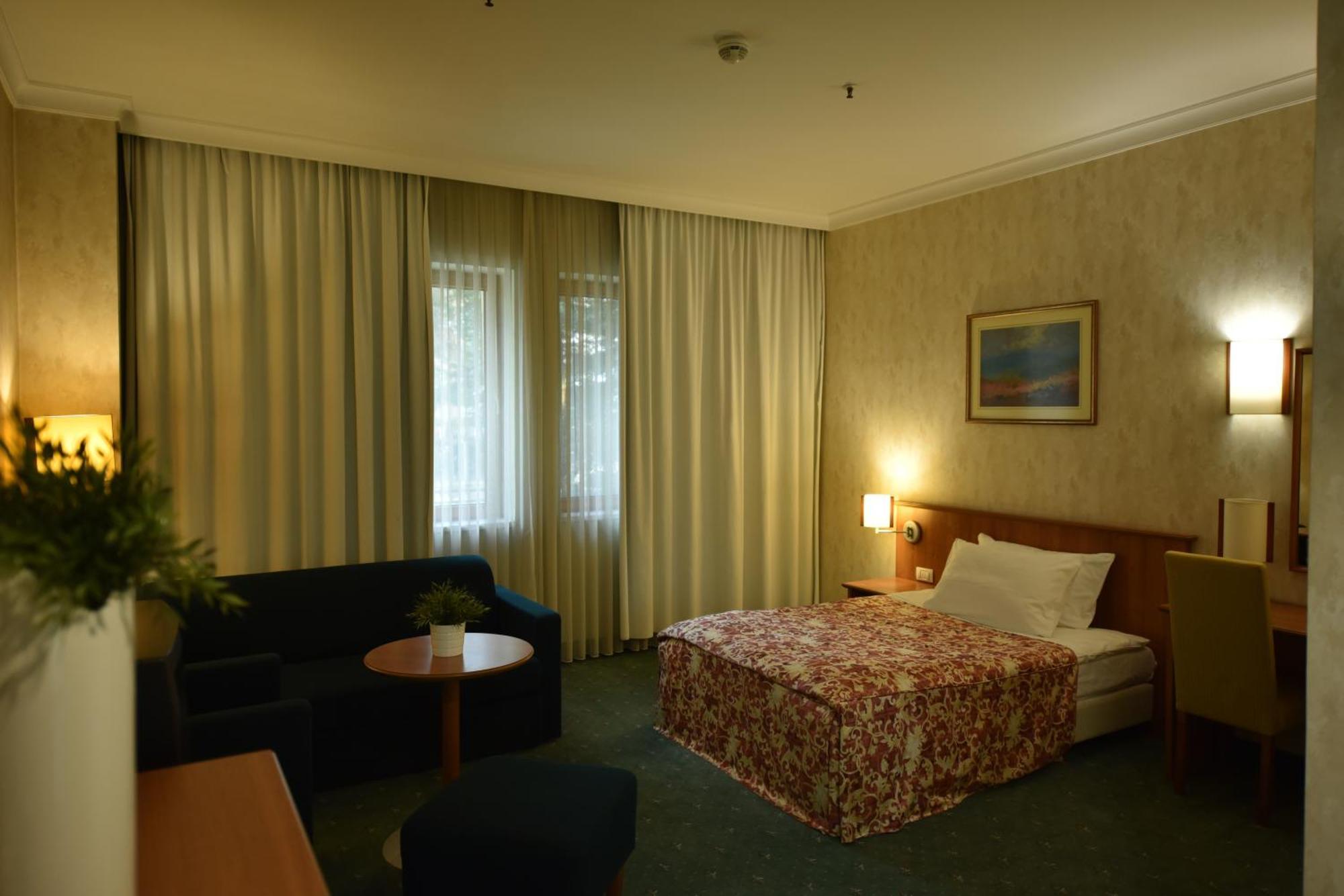 Hotel Karpos Skopje Room photo