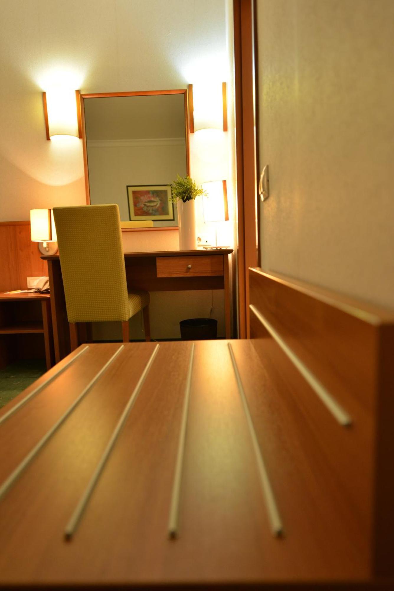 Hotel Karpos Skopje Room photo